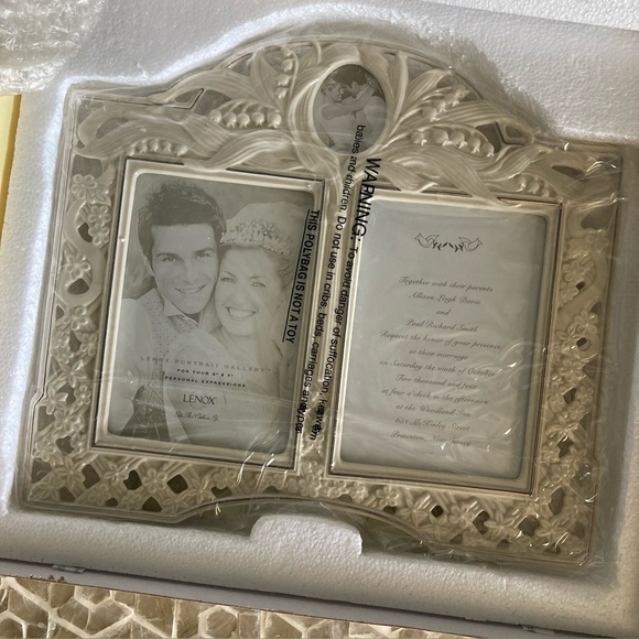 NEW! Lenox Wedding Promises Double 5x7 Invitation Frame - Picture 4 of 10
